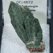 Quartz (variety prase)