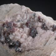 Pyrargyrite on Manganoan Calcite
