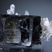 Epidote on Quartz