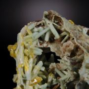 Plumbogummite with Pyromorphite