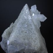 Scheelite with Quartz and Magnetite