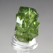 gem GARNET var. ANDRADITE var. DEMANTOID - floater