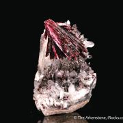 Erythrite on Quartz