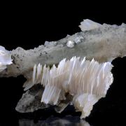 sceptered Quartz with Mangano-Calcite and Dolomite