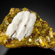 Mimetite, cerussite