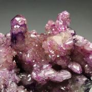 VESUVIANITE var. MANGANOAN