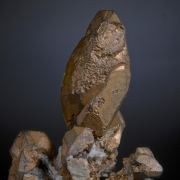 Copper -superb spinel twins
