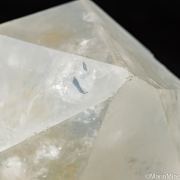 Dumortierite, Hematite (?) in Quartz