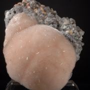 Thomsonite-Ca with Mesolite