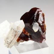 UVITE, MAGNESITE