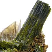 Axinite-(Mn), epidote, andradite GREAT COMBO