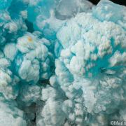 Hemimorphite on Willemite