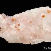 Florenceite-(Ce) on Magnesite with Uvite