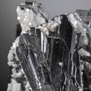 Ferberite & Dolomite