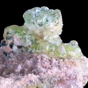 Opal var. hyalite CRAZY FLUORESCENCE