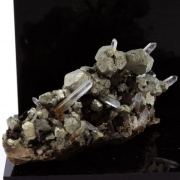 Siderite, Pyrite, Quartz.