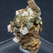 Chalcopyrite with Siderite and Dolomite