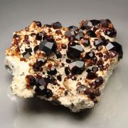 GARNET var. SPESSARTINE