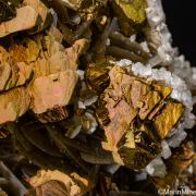 Chalcopyrite and Siderite