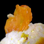 Wulfenite, Baryte