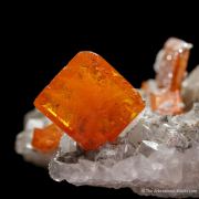 Wulfenite on Quartz