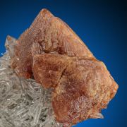 Scheelite  on Quartz