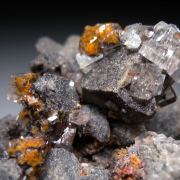 Leadhillite, Cerussite, Anglesite ps. Galena
