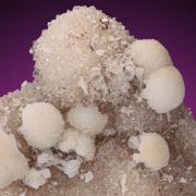 Stilbite  on Quartz