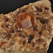 Grossular on Diopside and Calcite