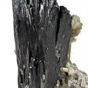 Ilvaite With Quartz Included By Hedenbergite