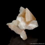 Powellite on Stilbite
