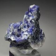 crystalised CARLETONITE
