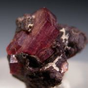 Manganpyrosmaltite