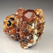 gem GARNET var. SPESSARTINE
