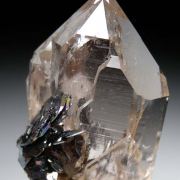 Rutile on Hematite on Quartz