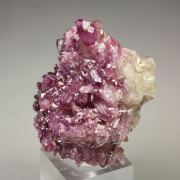 VESUVIANITE var. MANGANOAN