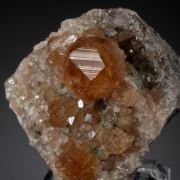Grossular with minor Natrolite