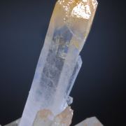 Quartz -Yellow Humboldtine inclusions