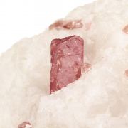 Spinel (twin) on matrix