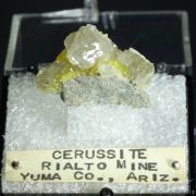 Cerussite with Wulfenite