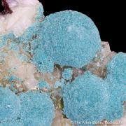 Rosasite on Calcite