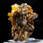 Wulfenite.