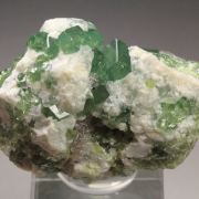 gem GARNET var. ANDRADITE var. DEMANTOID