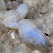 Feldspar var. Moonstone