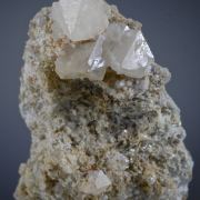 Cerussite - bipyramidal twins