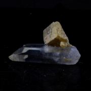 Quartz + Siderite. 12.30 ct.