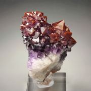 QUARTZ var. AMETHYST with HEMATITE inclusions
