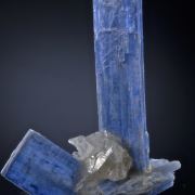 Kyanite on Quartz
