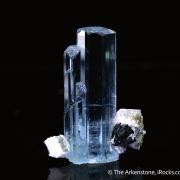 Beryl var. Aquamarine, Schorl