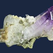 Quartz (v. Amethyst)